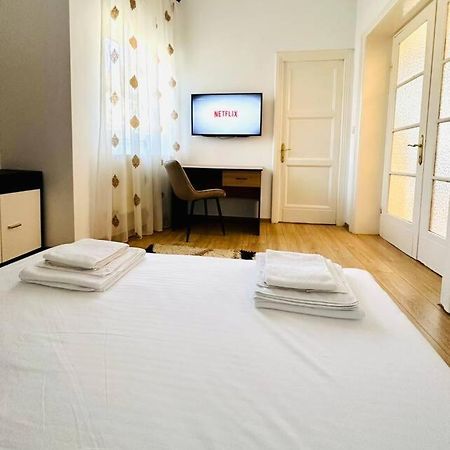 Cozy 1Br Apartment•Central•Quiet Bucarest Esterno foto