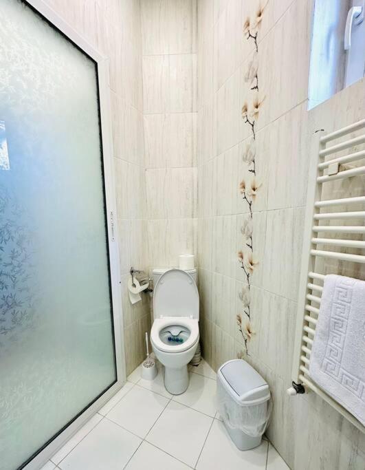 Cozy 1Br Apartment•Central•Quiet Bucarest Esterno foto